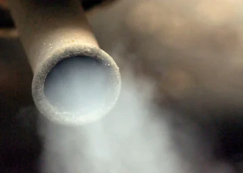 Alemania pide a Bruselas suspender la prohibición de matricular coches con motor de combustión a partir de 2035