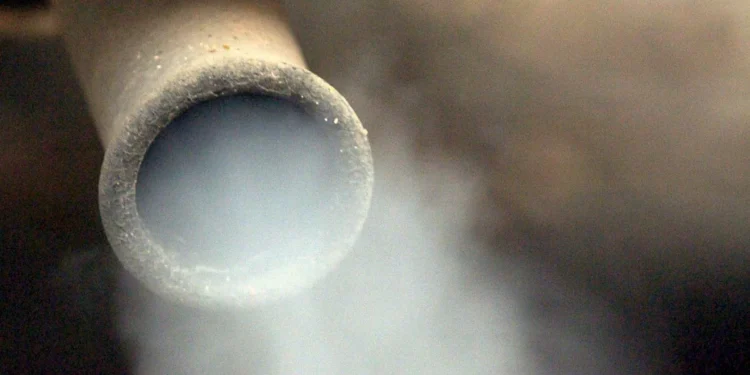 Alemania pide a Bruselas suspender la prohibición de matricular coches con motor de combustión a partir de 2035