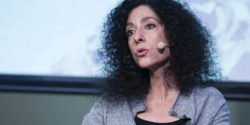 Leila Guerriero: Con las redes y la aceleración de la vida, se perderá el criterio propio