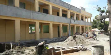 Detectan red corrupta en el mantenimiento de escuelas públicas