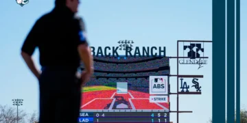 MLB aprueba los árbitros robots para decidir las bolas y los strikes en la temporada 2026