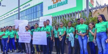 Rosa Ng denuncia «cacería» contra comercios chinos en RD y critica cierre de establecimientos