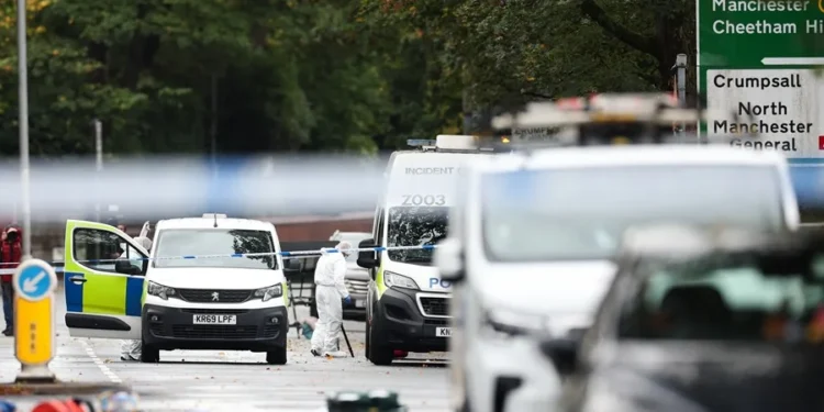 Una de las víctimas del atentado en la sinagoga de Mánchester murió por disparos de la Policía