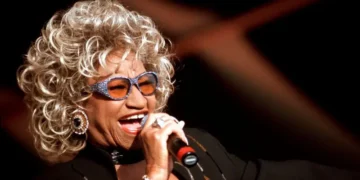 «La vida es un carnaval»: la desoladora historia de uno de los éxitos que inmortalizó a Celia Cruz