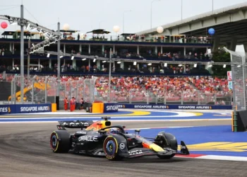 Fórmula Uno: Verstappen se reivindica, McLaren sufre y Sainz se confirma en los terceros libres