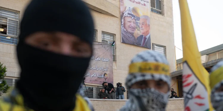 Fatah acusa a Hamás de primar sus intereses sobre Palestina por su posición sobre el desarme