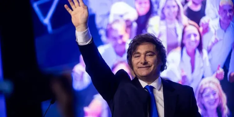 El partido de Javier Milei obtiene un fuerte respaldo en las elecciones de medio término: «Hoy comienza la construcción de la Argentina grande»