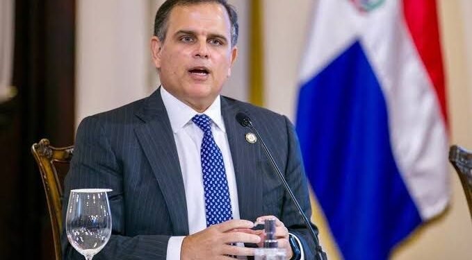 Exministro Jochy Vicente dice “no tiene lógica indexar salarios por inflación”