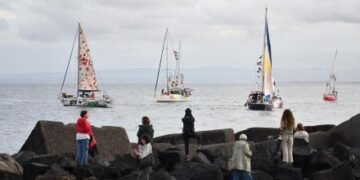 Nueva flotilla de una decena de barcos navega rumbo a Gaza