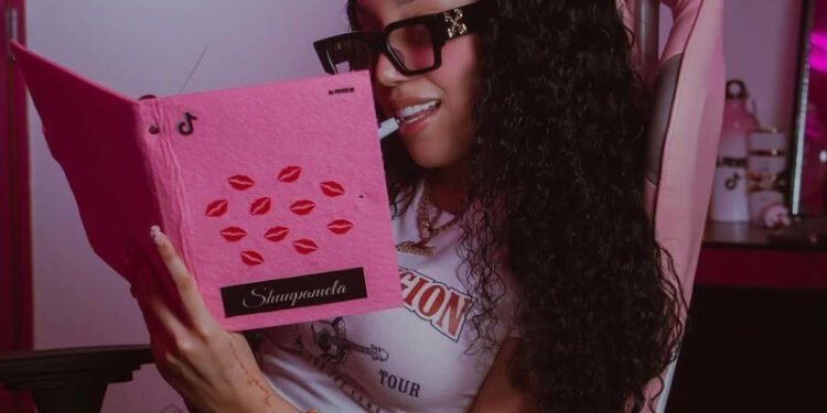 El club del mal ejemplo tiene nuevos miembros del mundo urbano: «Shupamela» y “Menor Queen”