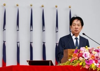 Taiwán debe oponerse a la propuesta de China de ‘un país, dos sistemas’, afirma el líder isleño