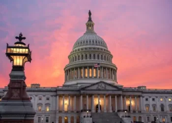 Senado de EE. UU. sigue sin aprobar presupuesto federal