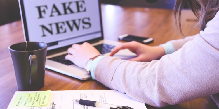 El 56% de los dominicanos no distingue noticias falsas