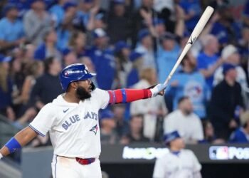 Vladimir Guerrero Jr. lleva a los Azulejos al séptimo juego