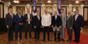 Legisladores de EE.UU. visitan República Dominicana y tratan sobre seguridad y economía