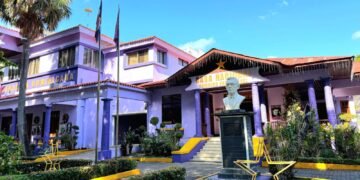 El PLD pone en funcionamiento su plataforma digital de formación política en un acto en su sede nacional.