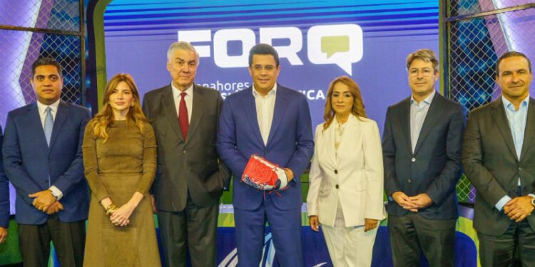 Asonahores reconoce gestión y legado de David Collado en Turismo