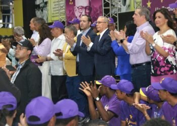 Contundente acto realiza el PLD en el Distrito Nacional | Video