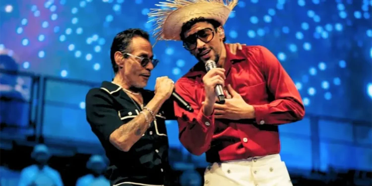Marc Anthony aconseja a Bad Bunny antes de su gran noche en el Super Bowl LX