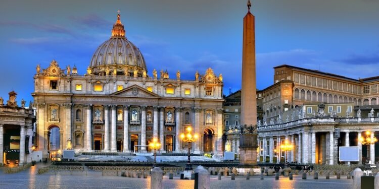 El Vaticano concluye que la Virgen María no es «corredentora» tras un largo debate entre teólogos