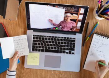 Educación online, una herramienta que conecta la formación académica