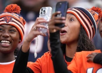 La irrupción de los celulares y las redes sociales, 25 años en evolución