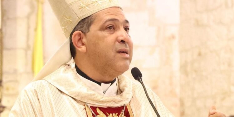 Morel Diplán ataca deshumanización de sistema de salud