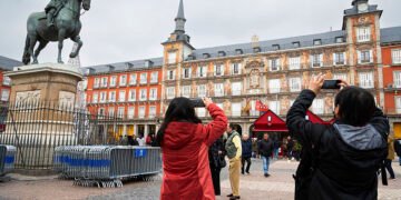 España bate su récord histórico de turistas internacionales en 2025