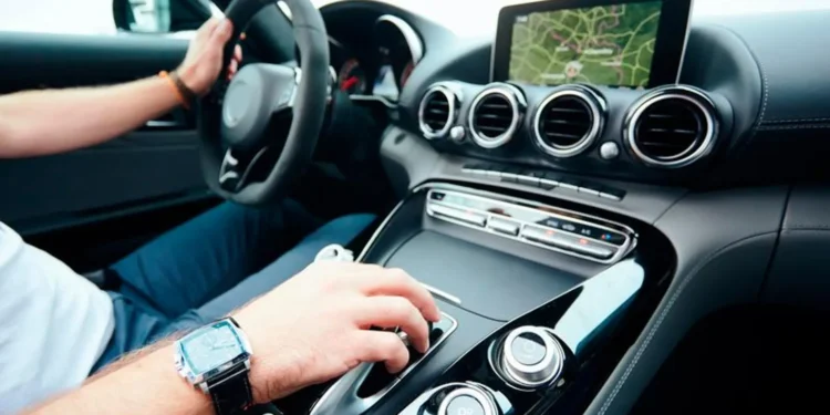 Compradores de autos cambian de marcha