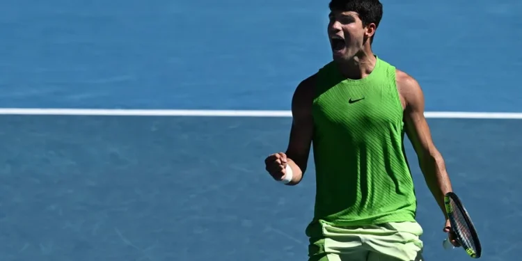 Un Alcaraz épico gana un partido dramático a Zverev y jugará su primera final en Australia