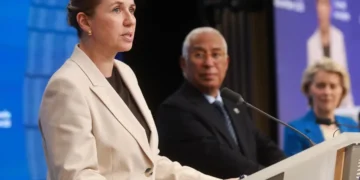 España y otros socios europeos defienden la soberanía de Groenlandia y piden cooperación a EE.UU