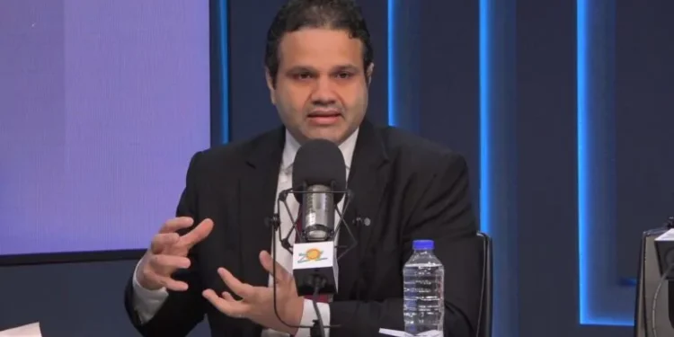 Richard Medina respalda uso de fondos que el Gobierno mantiene en depósito para dinamizar la economía en 2026