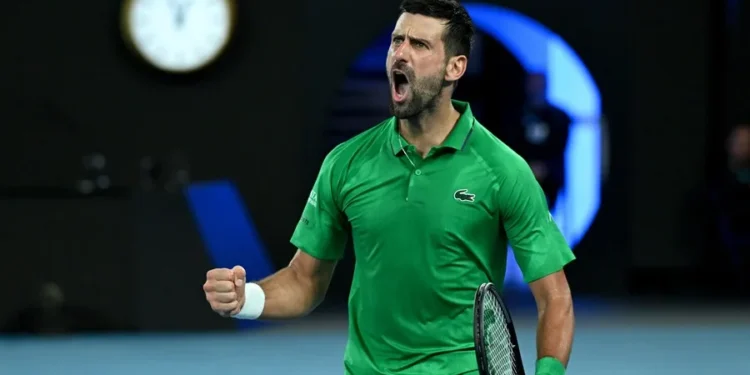 Djokovic gana a Sinner y se medirá a Alcaraz en la final de Australia