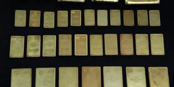 El oro y la plata sufren una fuerte corrección ante el relevo en la presidencia de la Fed