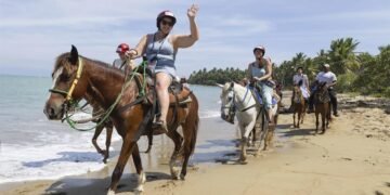 RD se afianza como destino entre jóvenes que buscan aventura y actividades en familia