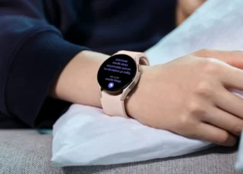Samsung desarrolla una función para los Galaxy Watch que detecta signos tempranos de demencia: así funciona