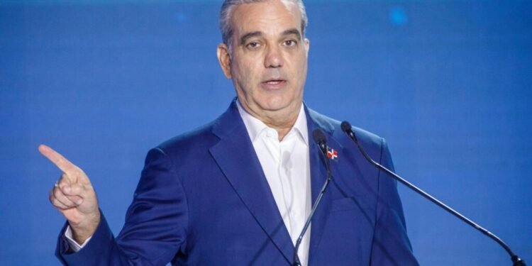 República Dominicana dispuesta a colaborar con el restablecimiento de la democracia en Venezuela