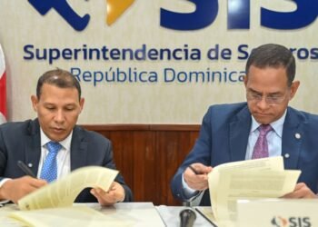 Superintendencia de Seguros y Centro Nacional de Ciberseguridad firman acuerdo para fortalecer la seguridad digital