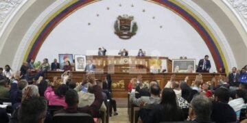Parlamento venezolano aprueba una histórica amnistía que no perdona las acciones armadas