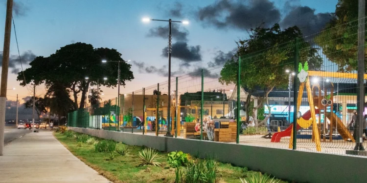 Tras el rescate de parques, la vida vuelve a barrios Distrito Nacional