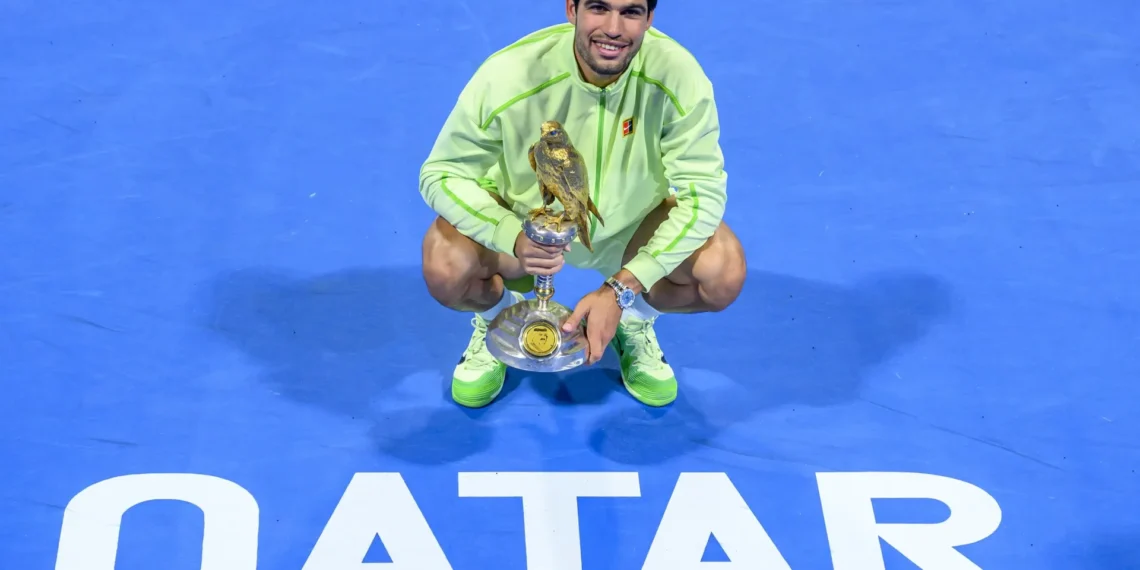 Alcaraz es campeón en Doha arrasando a Fils en apenas 50 minutos de final
