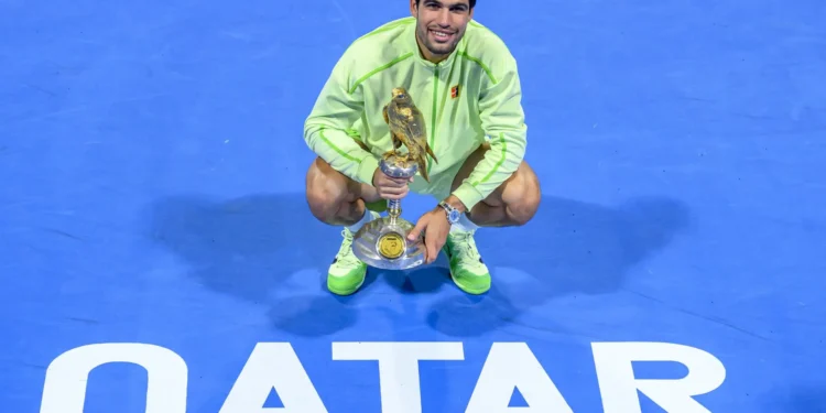 Alcaraz es campeón en Doha arrasando a Fils en apenas 50 minutos de final