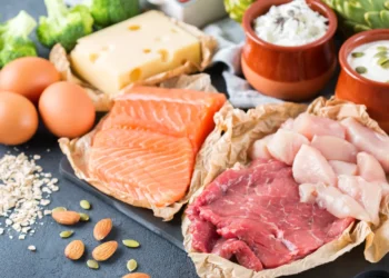 3 fuentes de proteína con mayor evidencia científica para blindar tus músculos