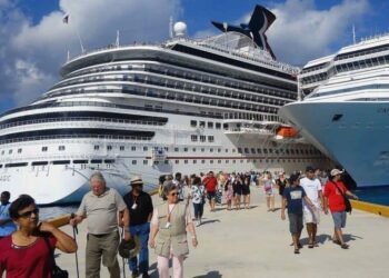 República Dominicana supera un gran reto: combinar cruceros con operaciones de carga