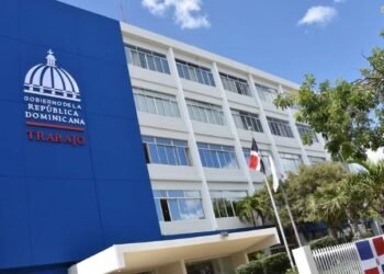 La reducción de la jornada laboral se mantendrá como medida voluntaria en la República Dominicana