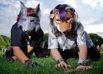 Psiquiatra alerta sobre tendencia “therian”: “Es una degradación de la identidad humana”