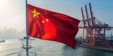 China compra casi el total de la producción de crudo iraní que supone el 14% de su consumo