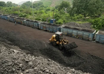 Asia vuelve al carbón ante el impacto energético de la guerra en Oriente Medio