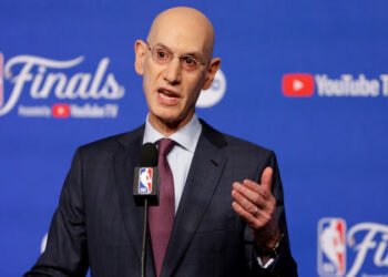 Dueños de la NBA abren la puerta a equipos en Seattle y Las Vegas, aprueban expansion