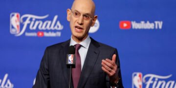 Dueños de la NBA abren la puerta a equipos en Seattle y Las Vegas, aprueban expansion